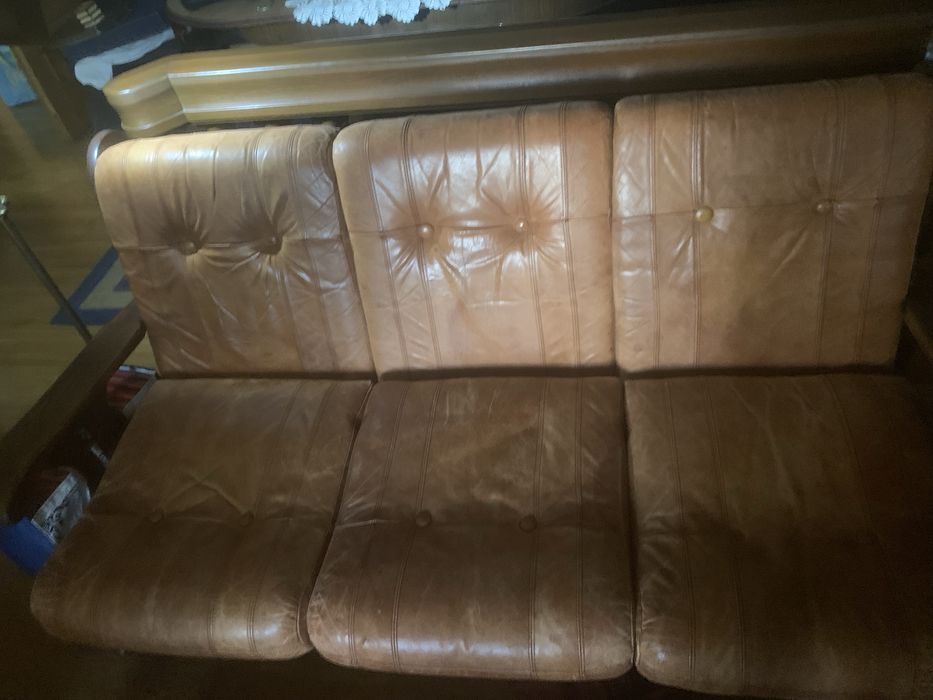 Conjunto de poltronas e sofas
