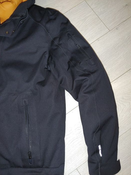 Бомбер пуховик Geox