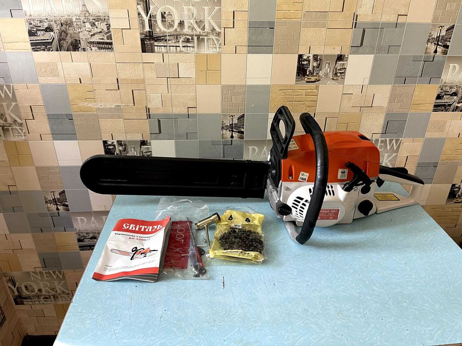 Продаю бензопилу цепную Свитязь БП-5200/2, 3300 Вт, новая