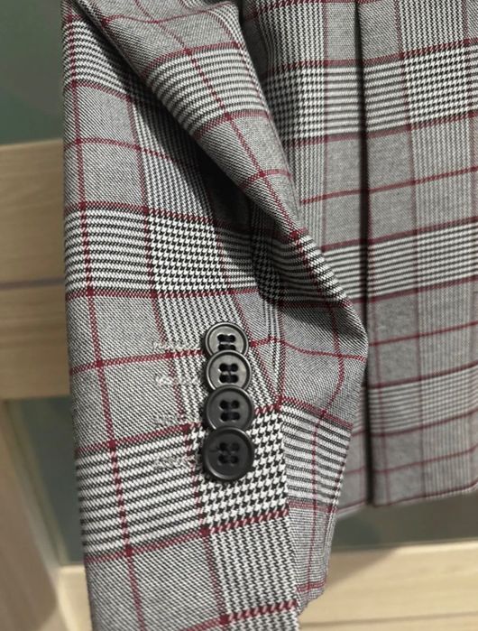 Garnitur męski założony raz