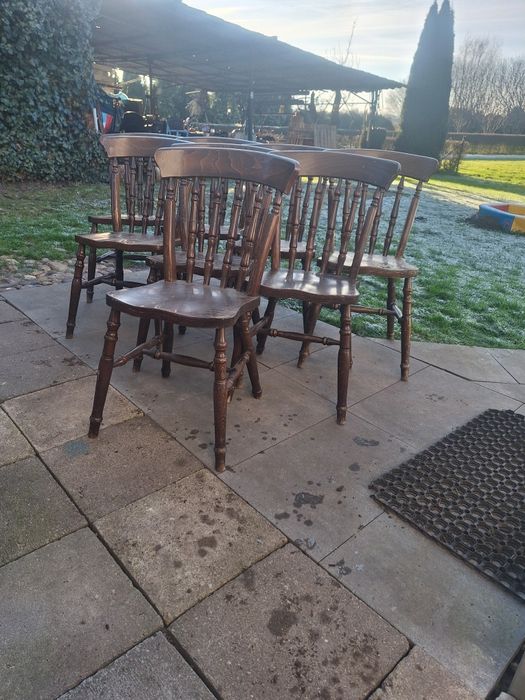 Sprzedam krzesła 8 szt