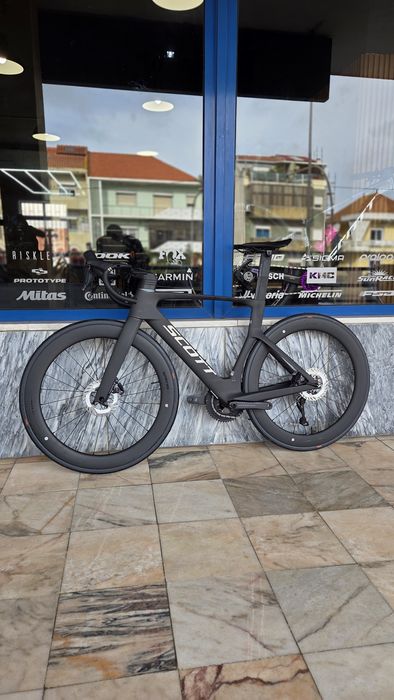 Scott Foil RC 10 Black TAM S