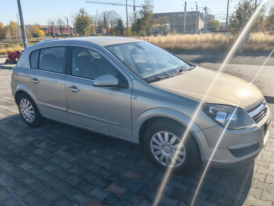 Opel astra h 1,4 benzyna 2004r