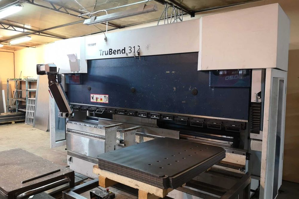 Лазерна різка і гнуття металу порезать металл порізати метал погнути