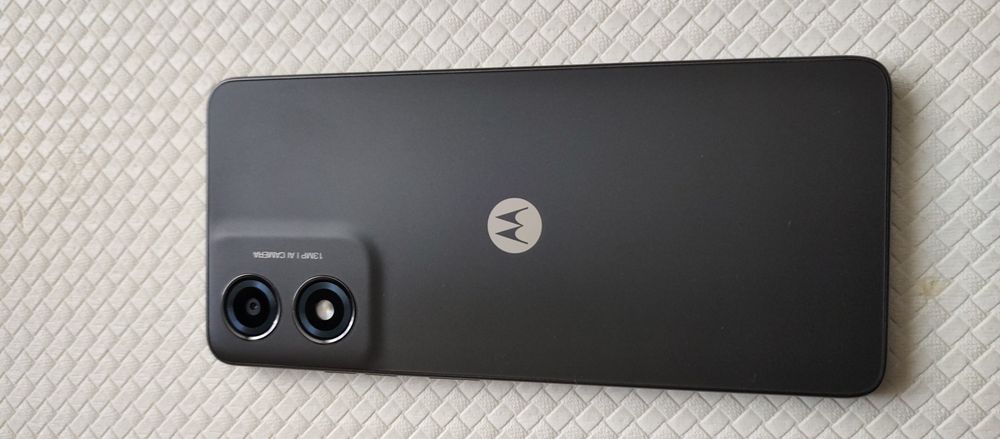 Продам смартфон Motorola Moto E14 + ПОДАРУНОК...