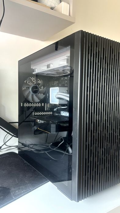 PC Gaming Ryzen 7 5700X | GTX 1650 4GB | 16GB RAM | NVMe 1TB | AIO 240mm