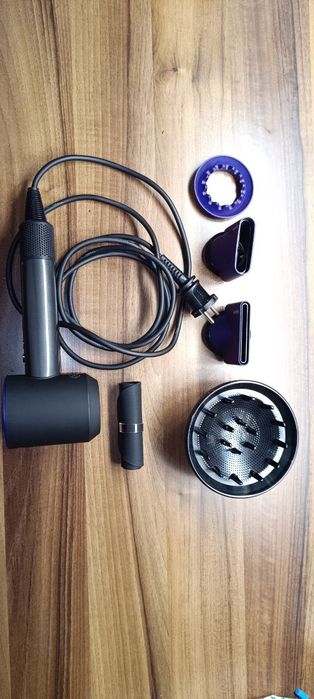 Фен  Dyson Supersonic
