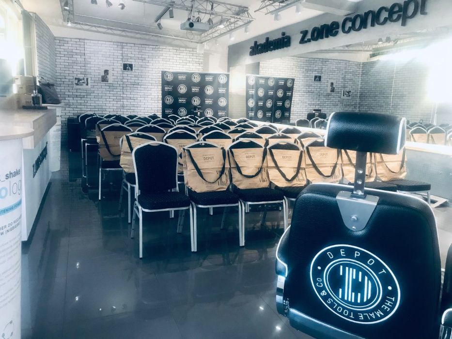 Wynajem, wypożyczanie: namiotów, krzeseł, stołów, pokrowców, obrusów