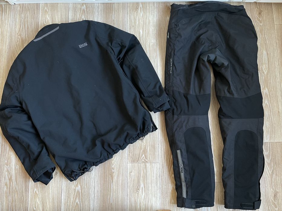 IXS ETON ST-Plus.Топова водонепроникна мотокуртка!Стан нової! L розмір