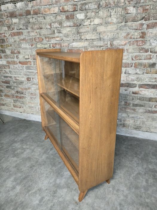 Biblioteczka vintage prl po całkowitej renowacji