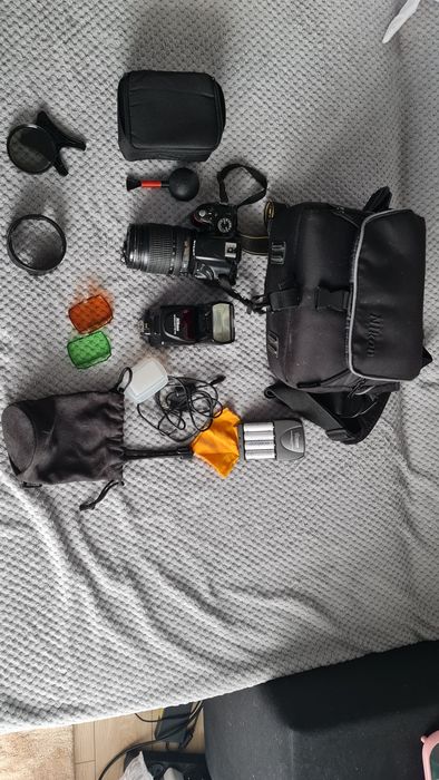 Nikon D5100 + Nikon sb 700 Cały zestaw