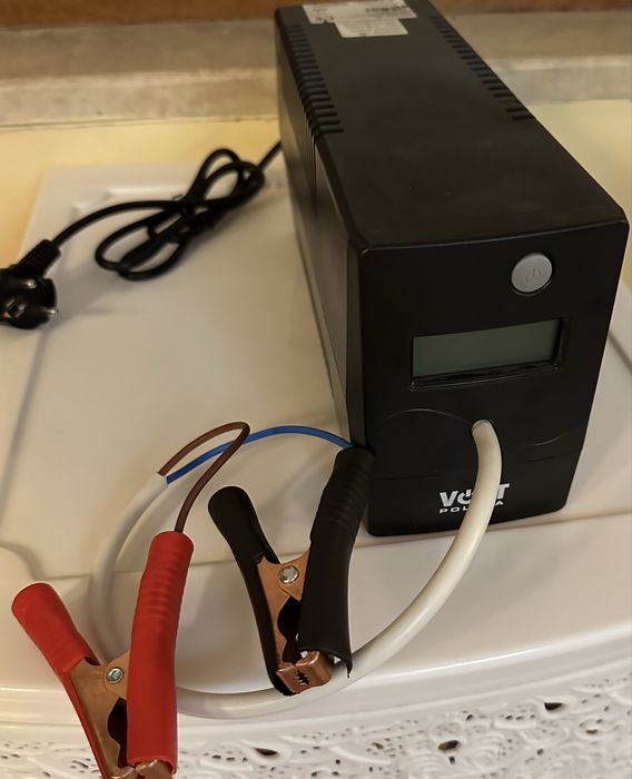 Инвертор / ИБП / ДБЖ 220В под внешний аккумулятор (для блекаута)