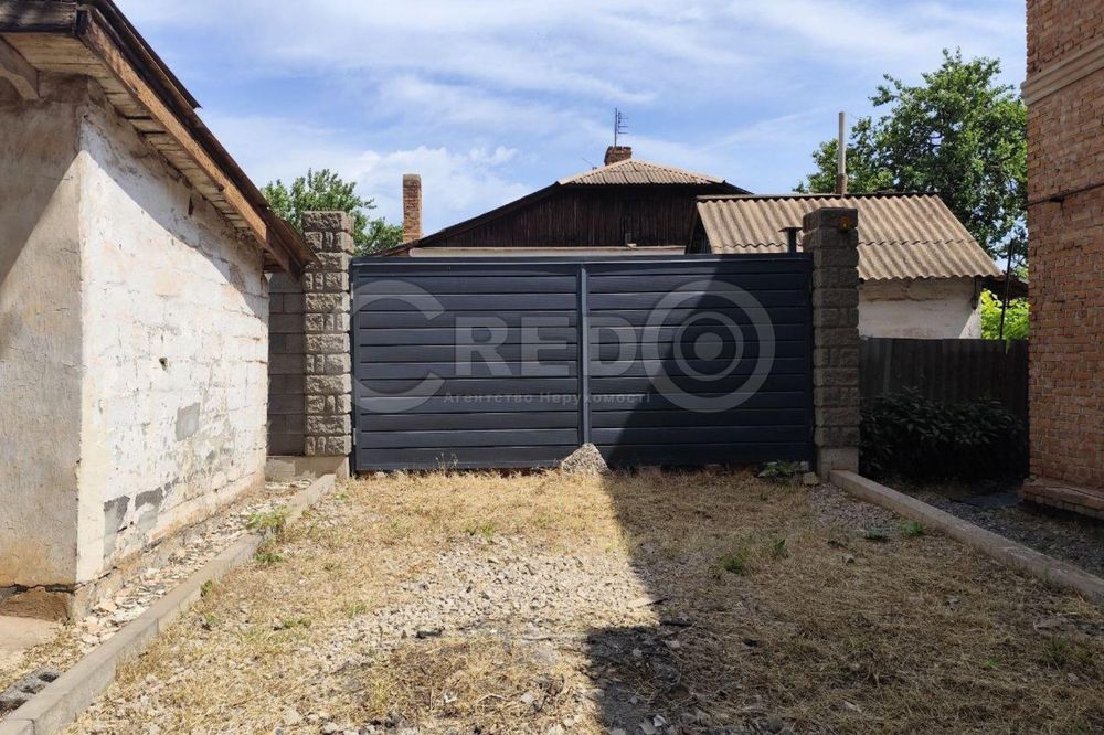 Продаж окремої частини будинку район пл. Артема, вул. Упіта