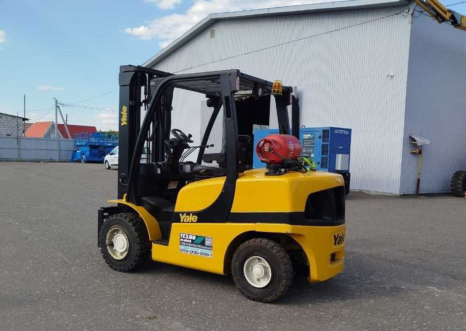 Газовый вилочный погрузчик / Вилковий навантажувач YALE 4т