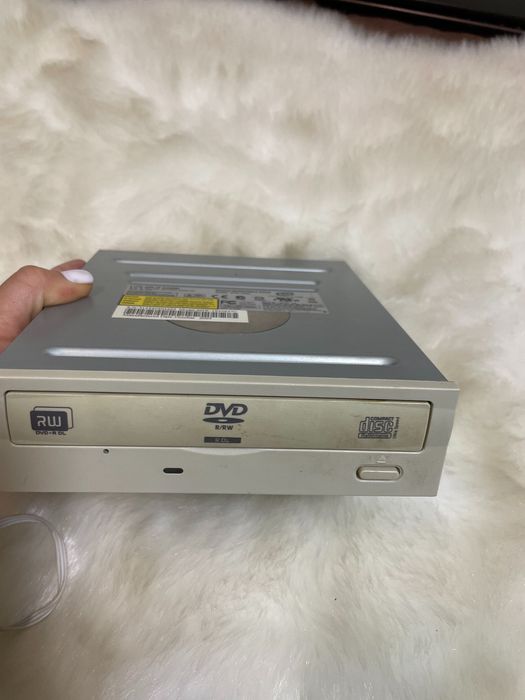 Продам dvd дисковод