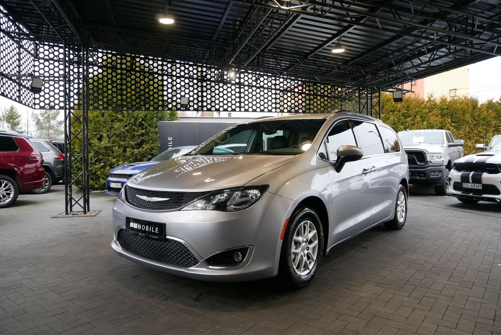 Chrysler Pacifica Touring L 3.6L Pentastar V6 287KM Stow'N Go S Kamera 7os Kompas Reling