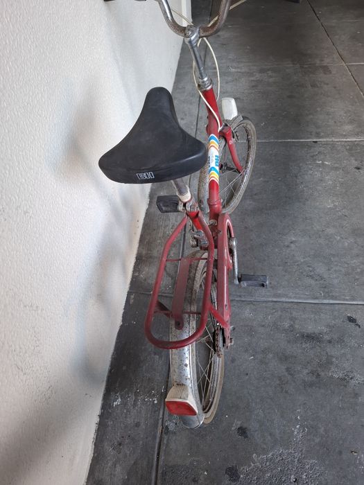 Bicicletas antiga marca BH original.