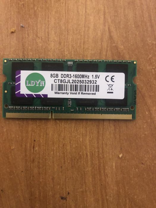 Продам оперативну память DDR3 8ГБ