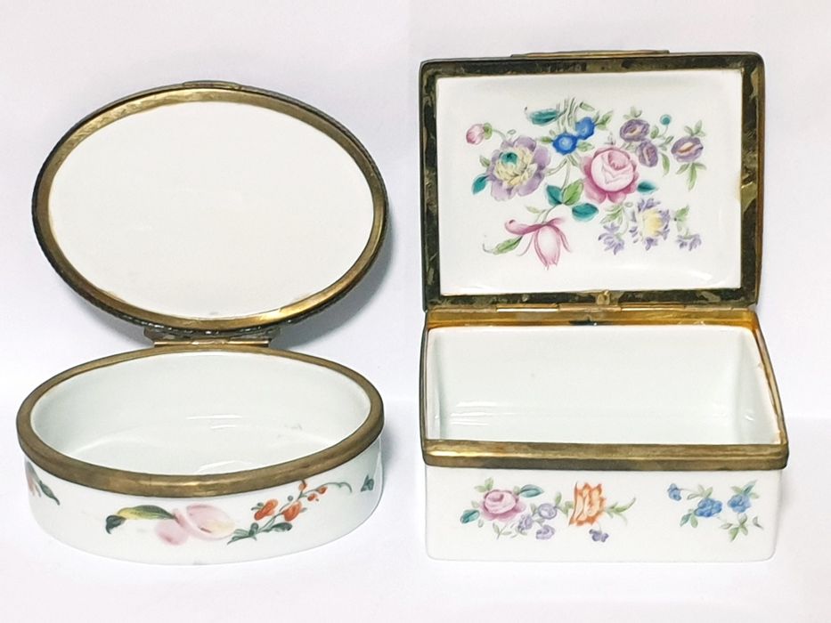 Lindissimas antigas caixas em porcelana esmaltadas à mão