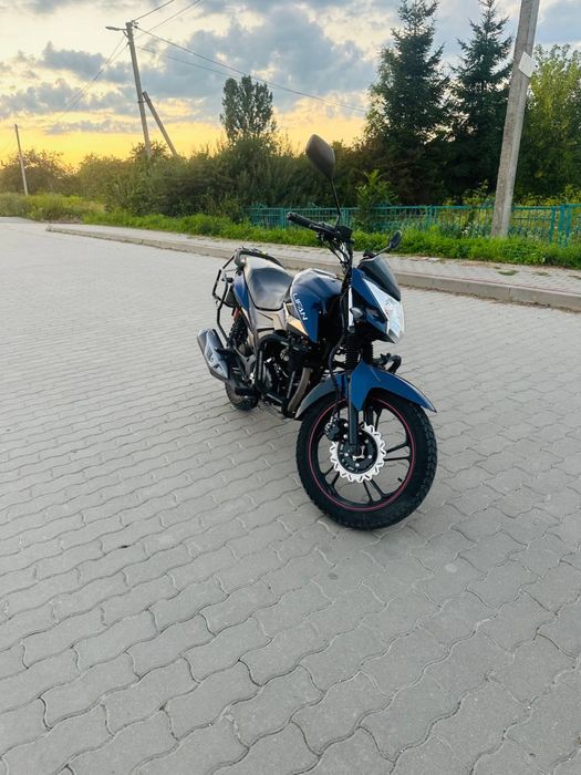 Продома мотоцикли Lifan ccr200