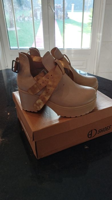 Sapatos novos tam. 35