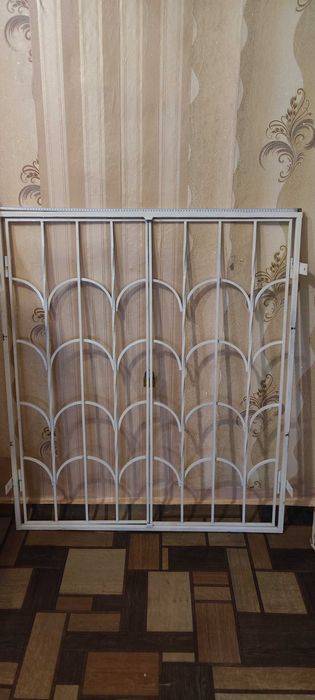 Решітка під замок