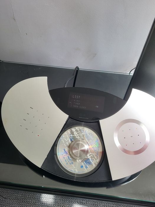 Bang & Olufsen Beocenter 2
