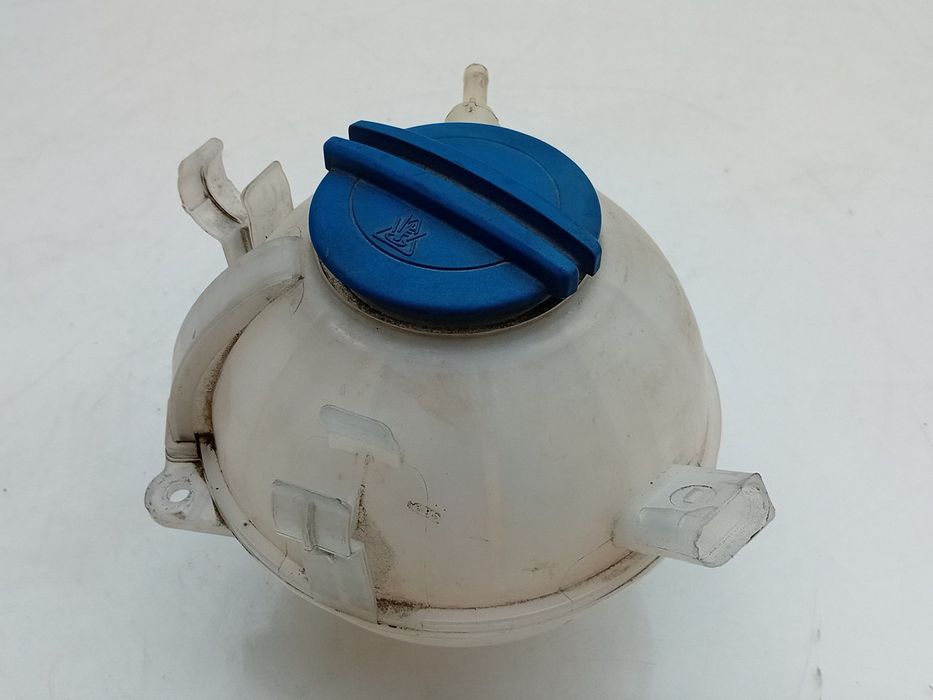 Reservatório / depósito da água / líquido de refrigeração VOLKSWAGEN P
