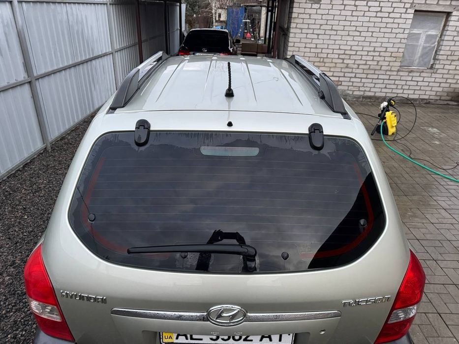 Продам Hundai Tucson, 2.0л 2008г