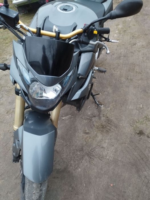 Suzuki gsx-s750