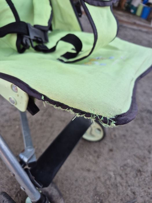 Прогулянкова коляска