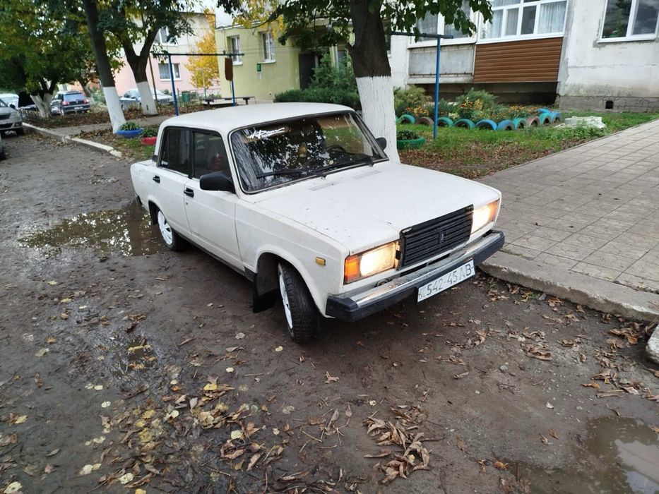 Продам ваз 2107