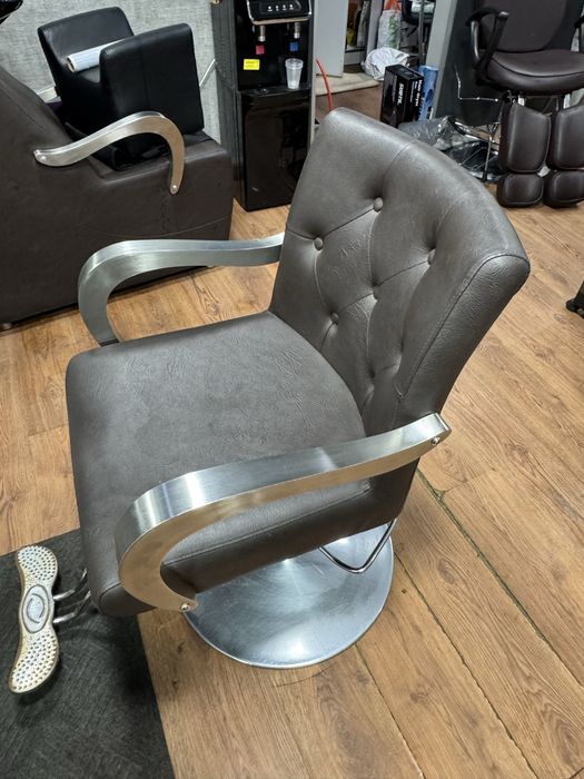 Парикмахерские мебли