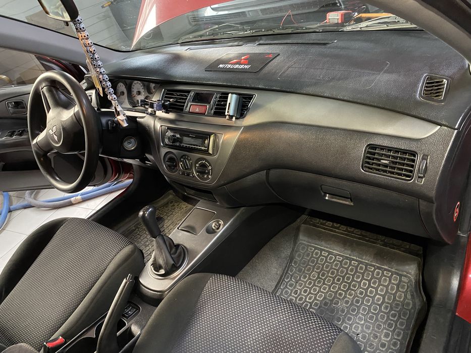 Продам MITSUBISHI Lancer 9