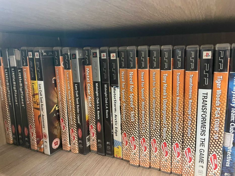 VENDO JOGOS PSP USADOS -SEPARADAMENTE OU PACK COMPLETO