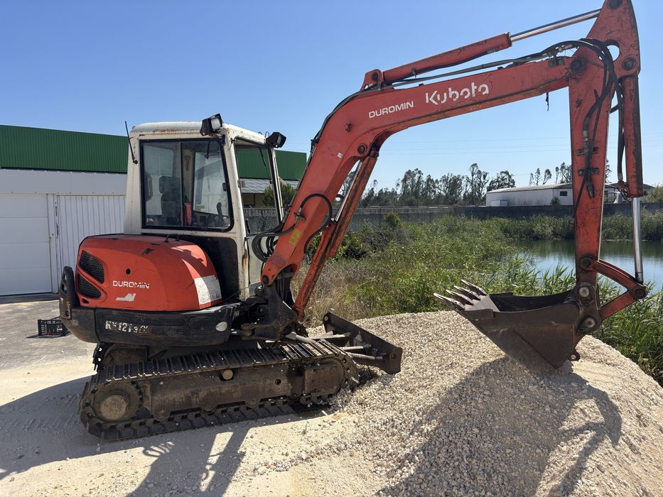 Mini giratoria kubota 4500kg
