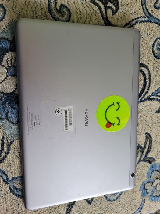 Продам планшет HUAWEI