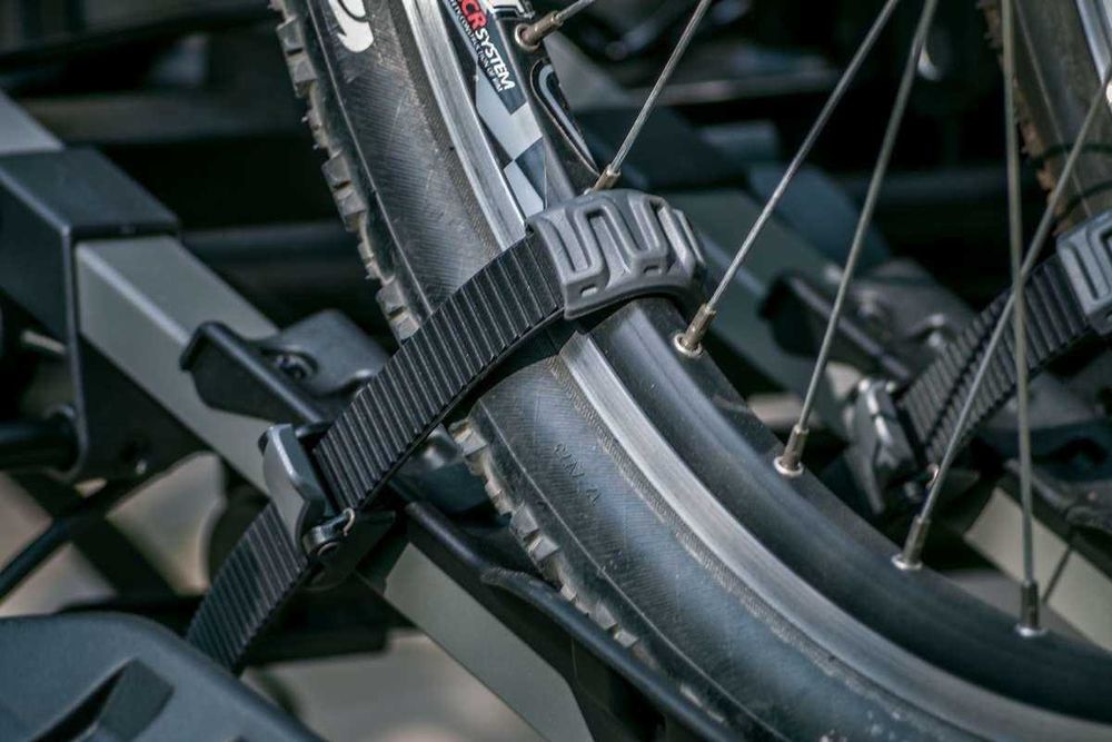 Bagażnik rowerowy na hak na 4 rowery Platforma rowerowa Inter Pack New Spider 4