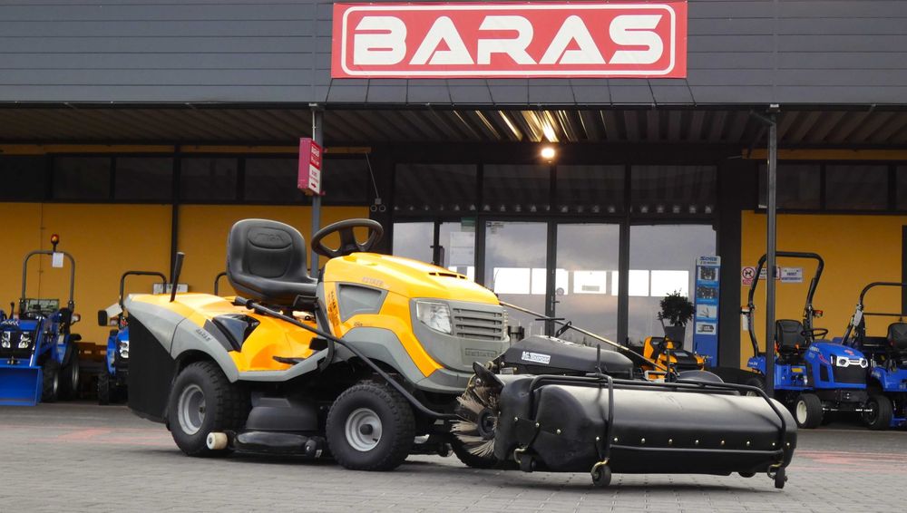 Zamiatarka do traktorów kosiarek Stiga John Deere Cub Cadet MTD Tielburger - Baras