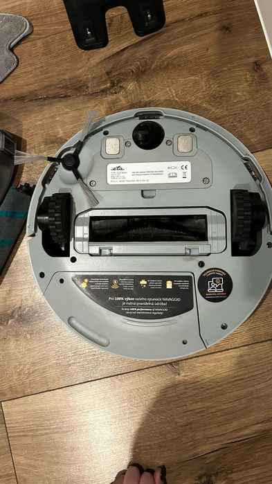 Odkurzacz automatyczny robot sprzatajacy ETA Navaggio jak Roomba
