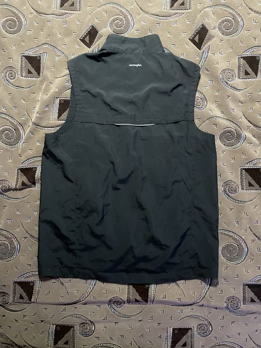 жилетка new balance