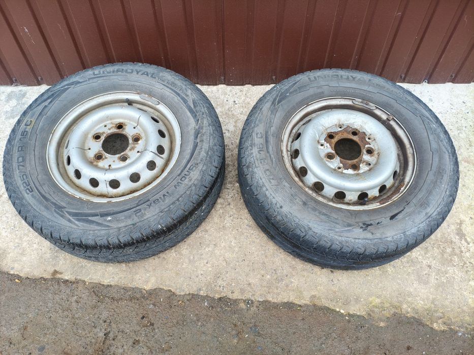 Продам шини Uniroyal Snow Max