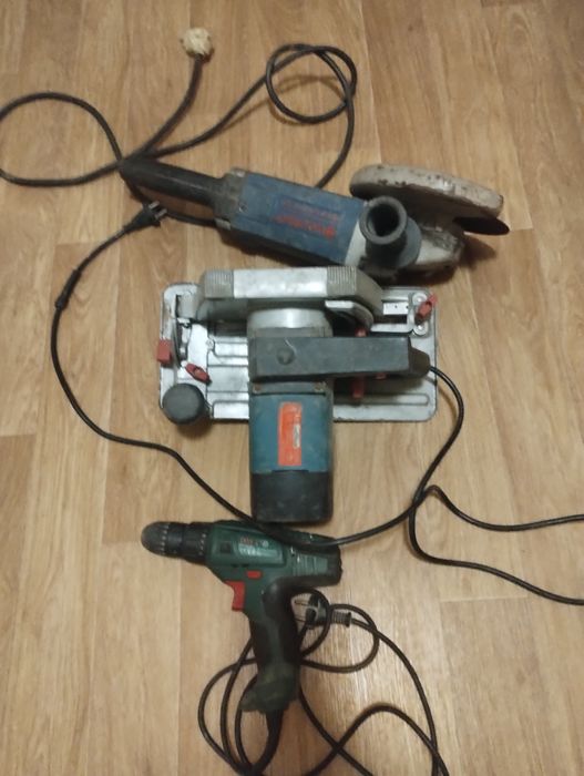 Продам электроинструмент