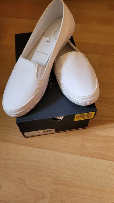 Sprzedam buty tommy hilfiger 41