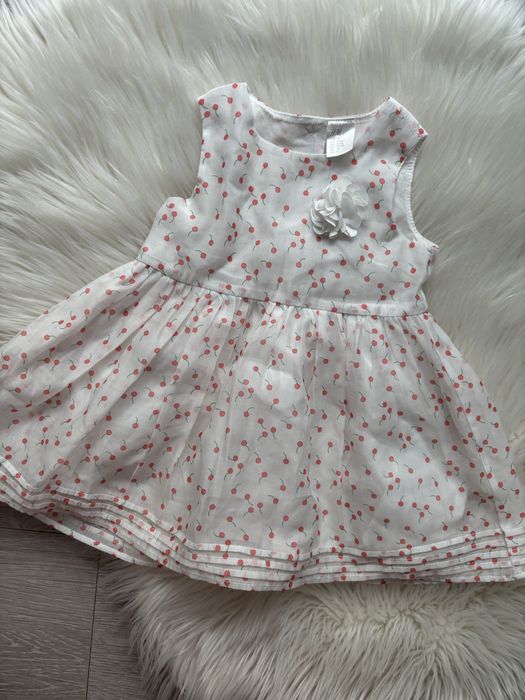 Sukienka wisienki hm 74