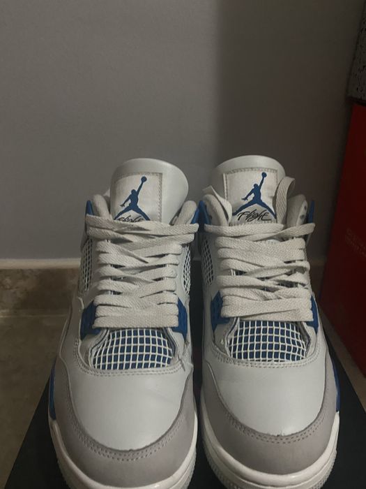 Jordan 4 military blue size 8.5 us eu 42