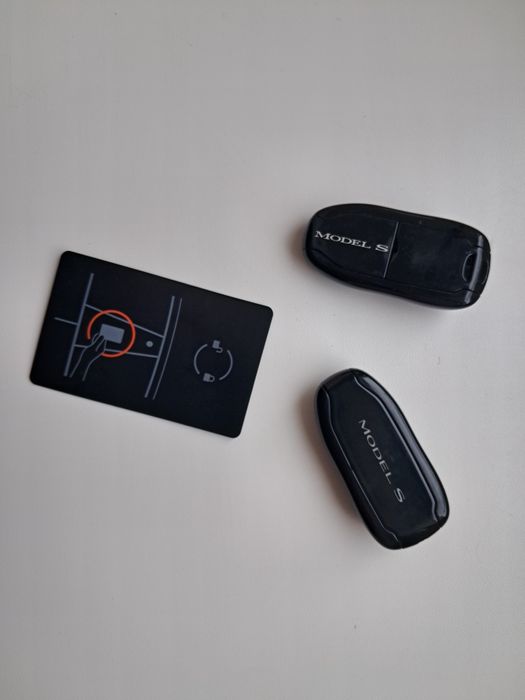 Оригінальний ключ-машинка, карта ключ Tesla з USA