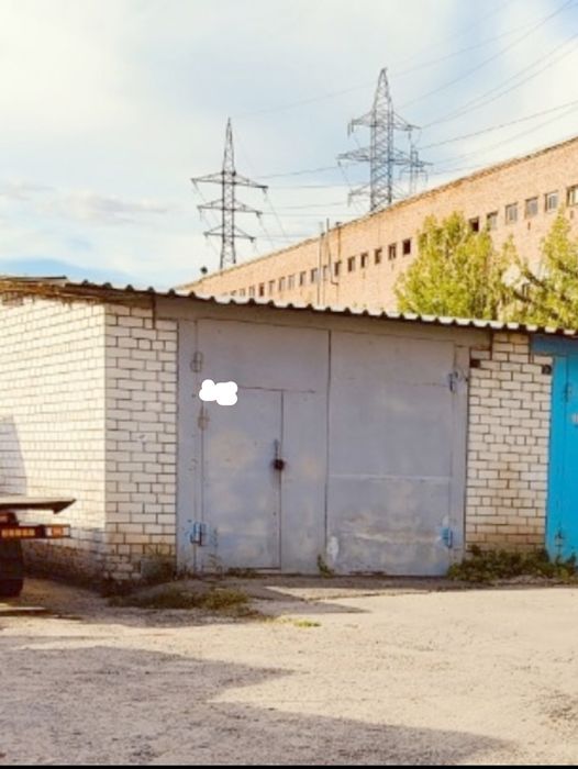 Продам гараж на Залютино.