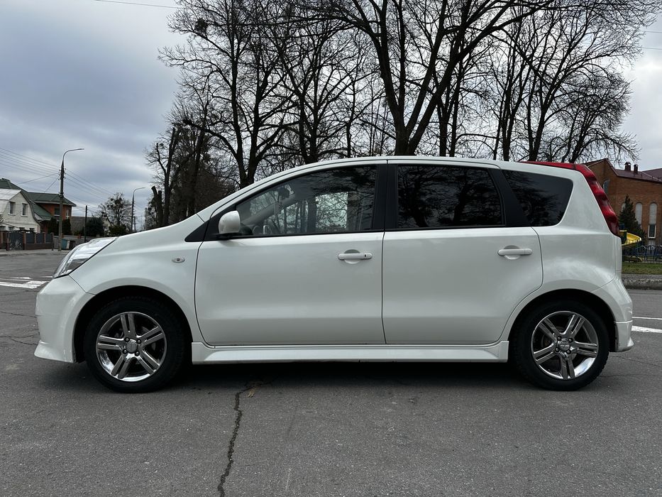 Nissan Note 2011 avtomat