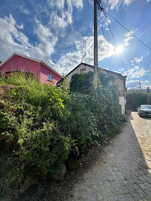 Casa Lamego / Britiande